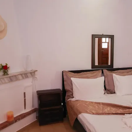 Apartment F & B Summer Collection - Skiathos - Maistrali For 2